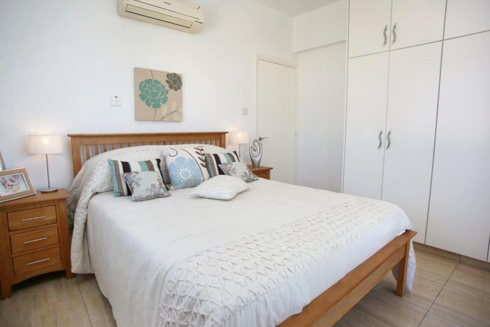 Diana 54 Apartment Paphos Ngoại thất bức ảnh