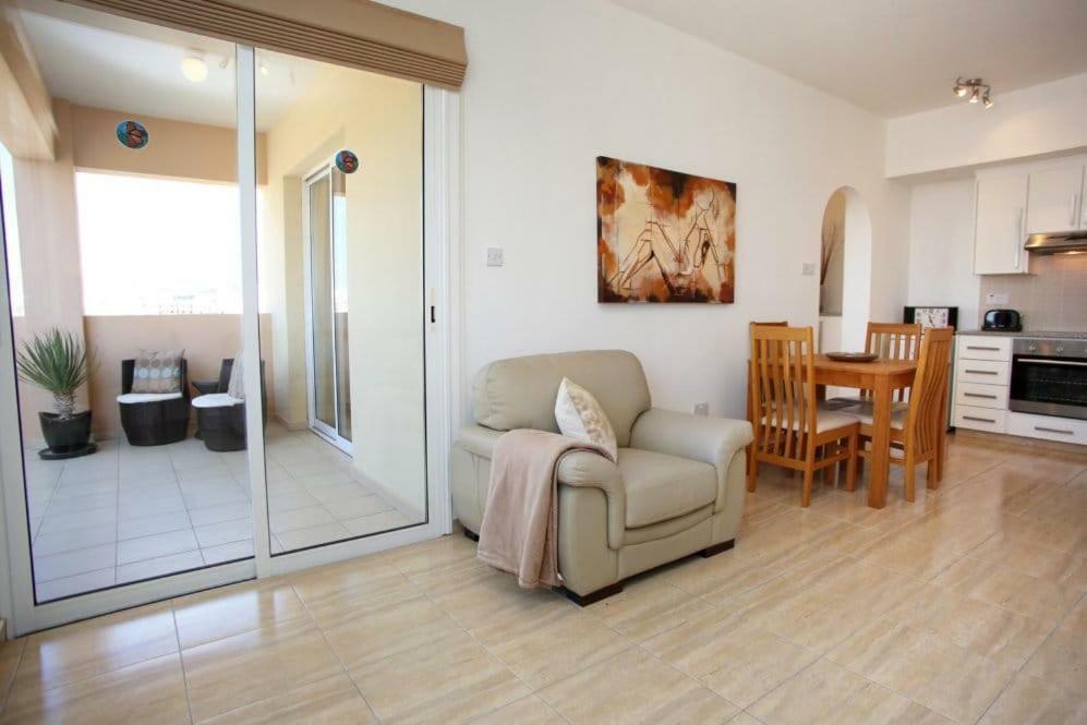 Diana 54 Apartment Paphos Ngoại thất bức ảnh